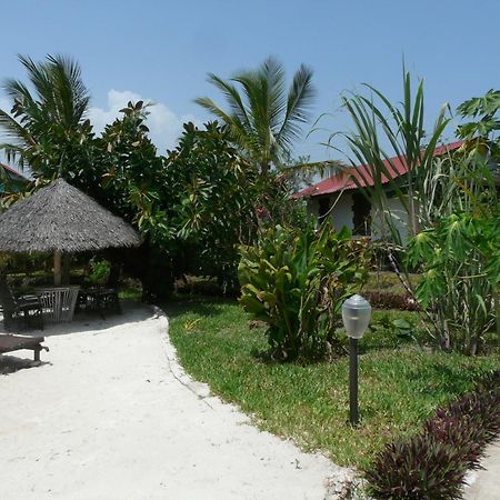 African Dream Cottages - Playa de Diani Exterior foto