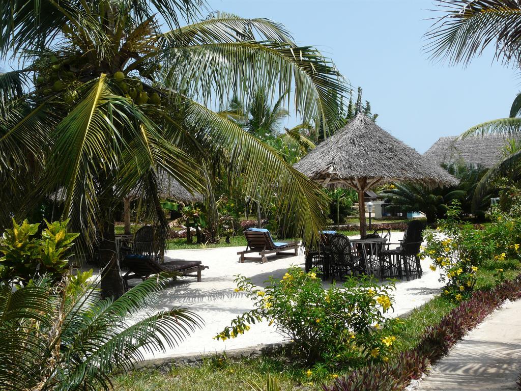 African Dream Cottages - Playa de Diani Exterior foto