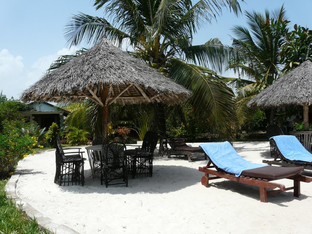 African Dream Cottages - Playa de Diani Exterior foto