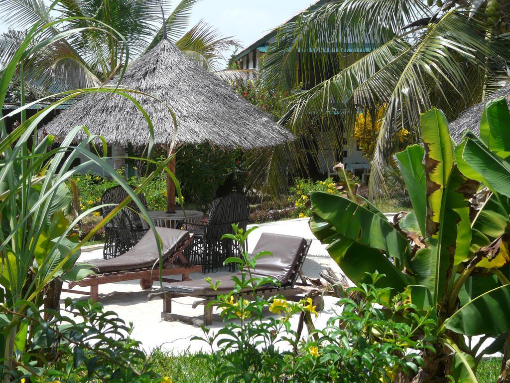 African Dream Cottages - Playa de Diani Exterior foto